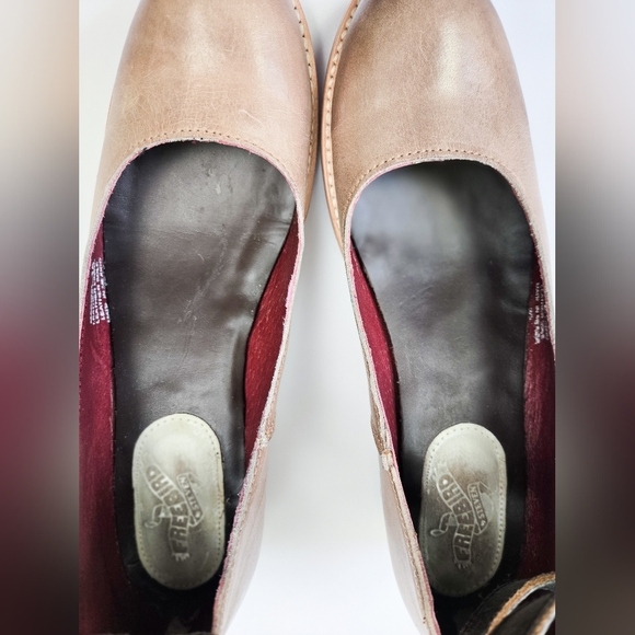 EUC Freebird Maribel Shoes, Taupe - Picture 8 of 13